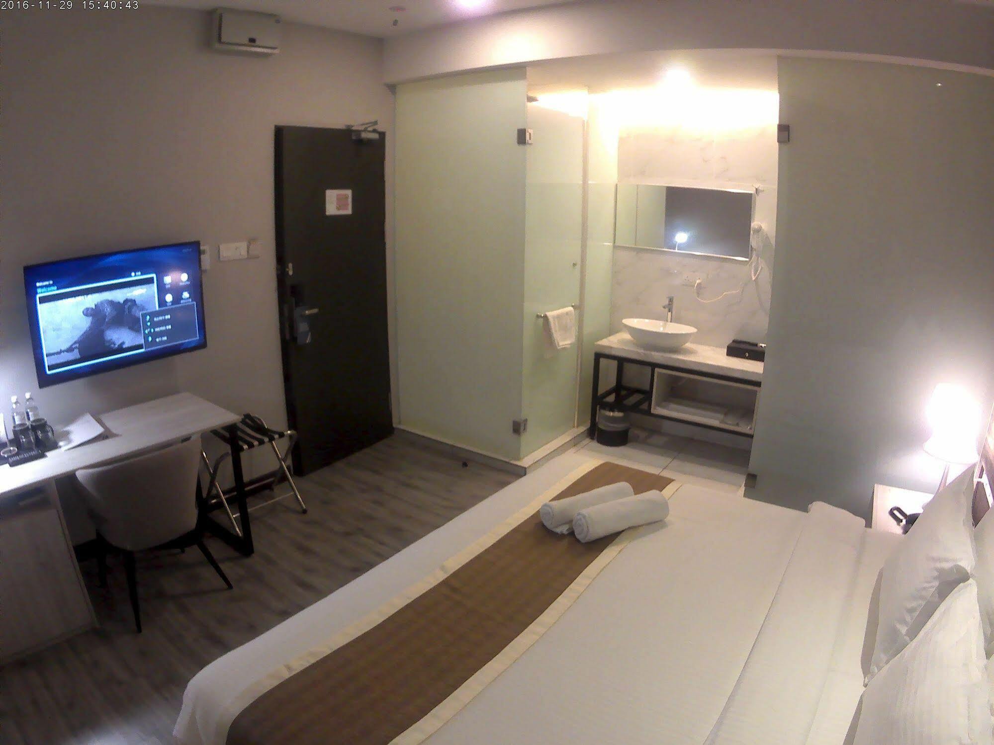 The Leverage Business Hotel Johor Bahru Exterior foto